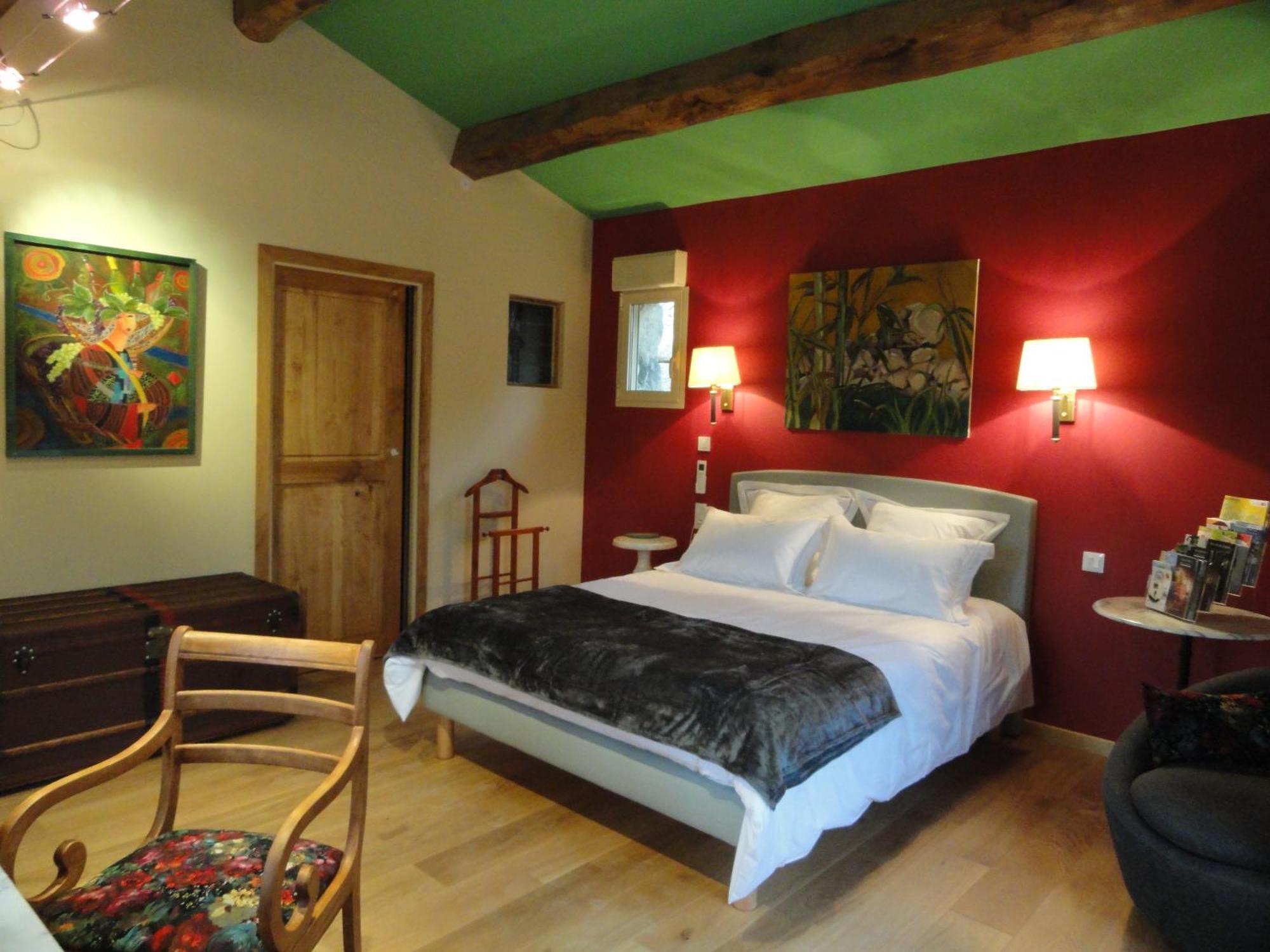 Chambre D'Hotes Au Creux Du Chambon Жуайёз Номер фото